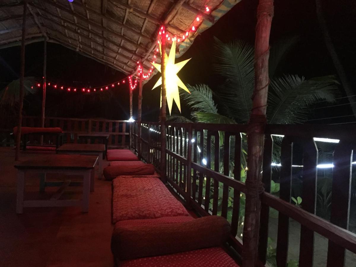 Secret Garden Arambol Hotel Екстериор снимка