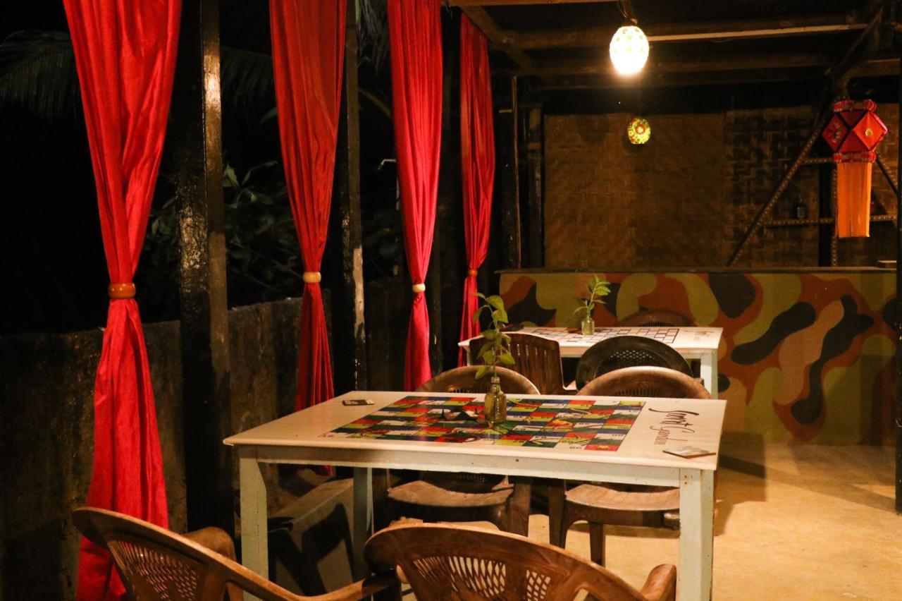 Secret Garden Arambol Hotel Екстериор снимка